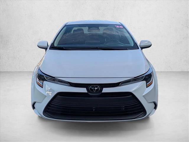 Used 2025 Toyota Corolla LE video 2