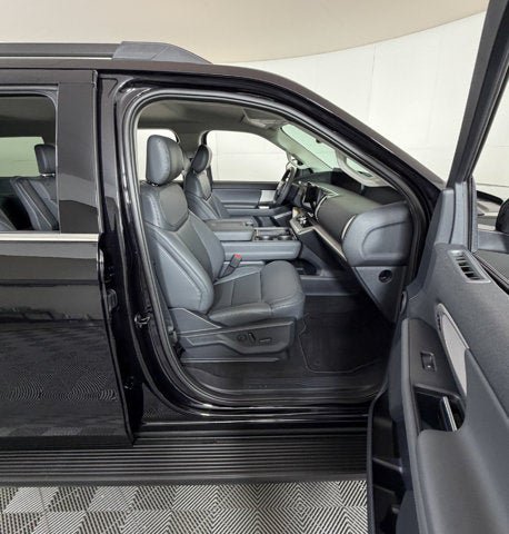 New 2027 Ford Expedition Max Active RWD image 5