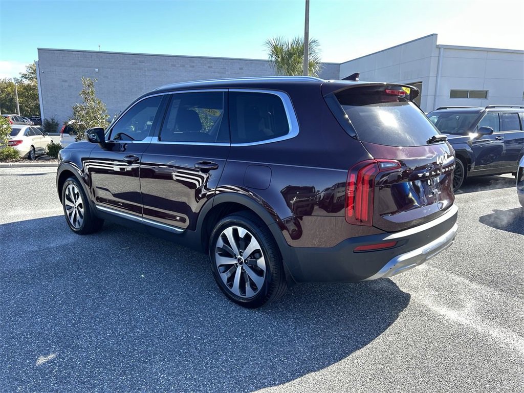Used 2022 Kia Telluride EX w/ EX Premium Package image 12