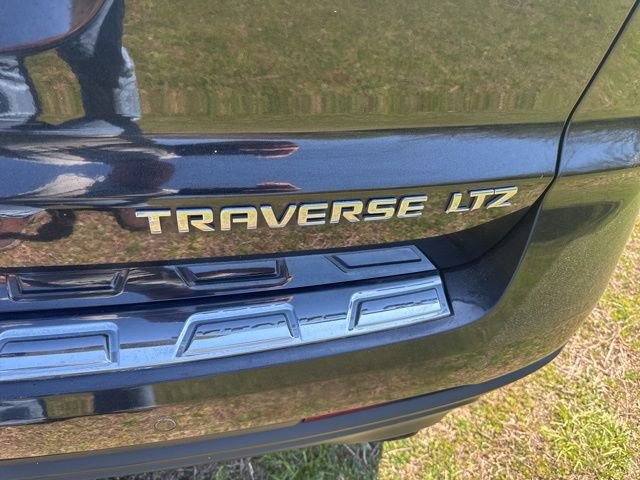 Used 2015 Chevrolet Traverse LTZ AWD/4WD image 30