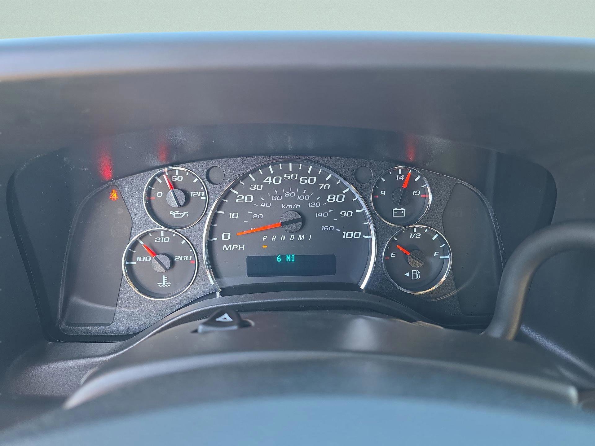 New 2025 Chevrolet Express 2500 w/ Driver Convenience Package RWD image 27