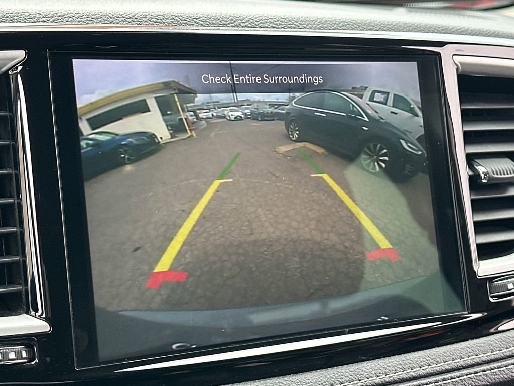 Used 2022 Chrysler Pacifica Touring-L image 19