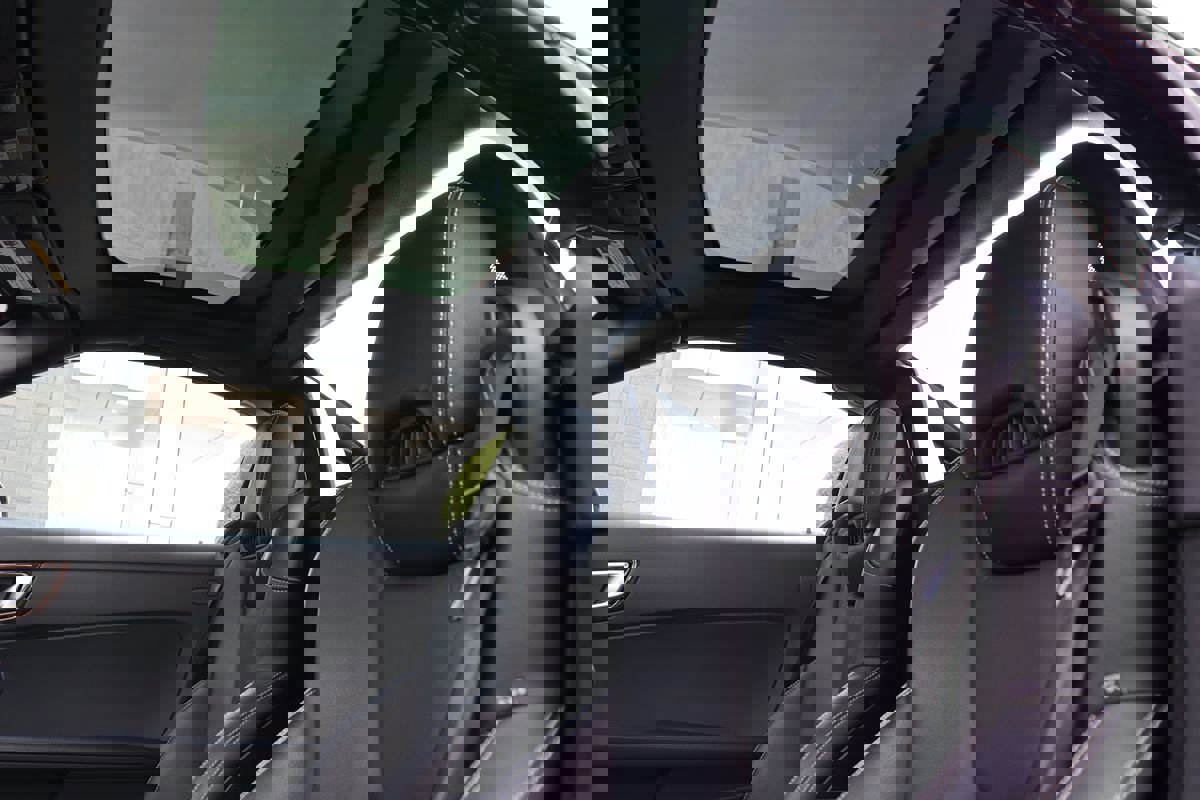 Used 2014 Mercedes-Benz SLK 350 image 11