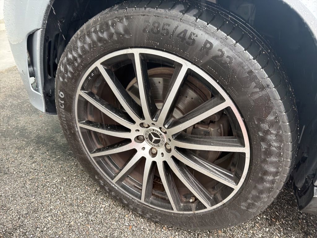 Used 2022 Mercedes-Benz GLS 450 4MATIC image 12