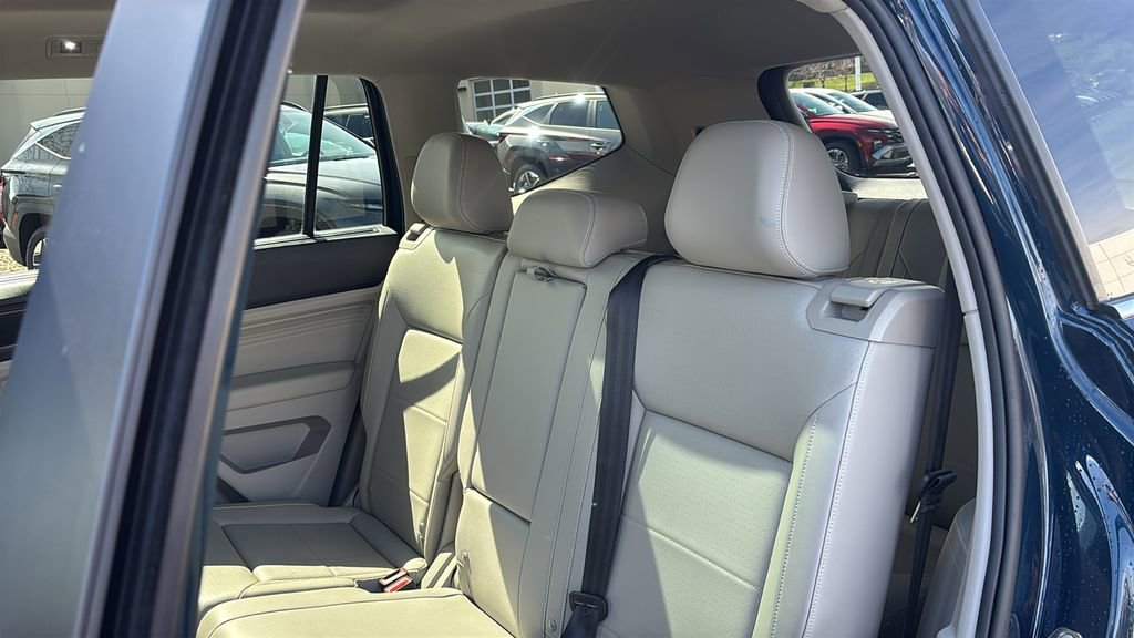 Used 2023 Volkswagen Atlas SE image 23