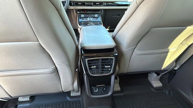 Used 2023 Lincoln Nautilus Standard w/ Premium Package image 20