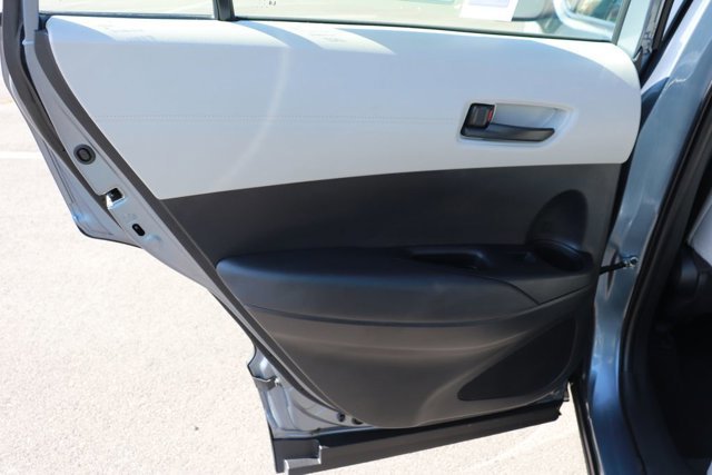 Used 2023 Toyota Corolla Cross L image 11