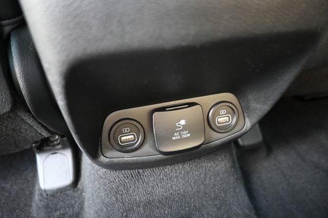 Used 2023 Hyundai Santa Fe Calligraphy AWD/4WD image 25
