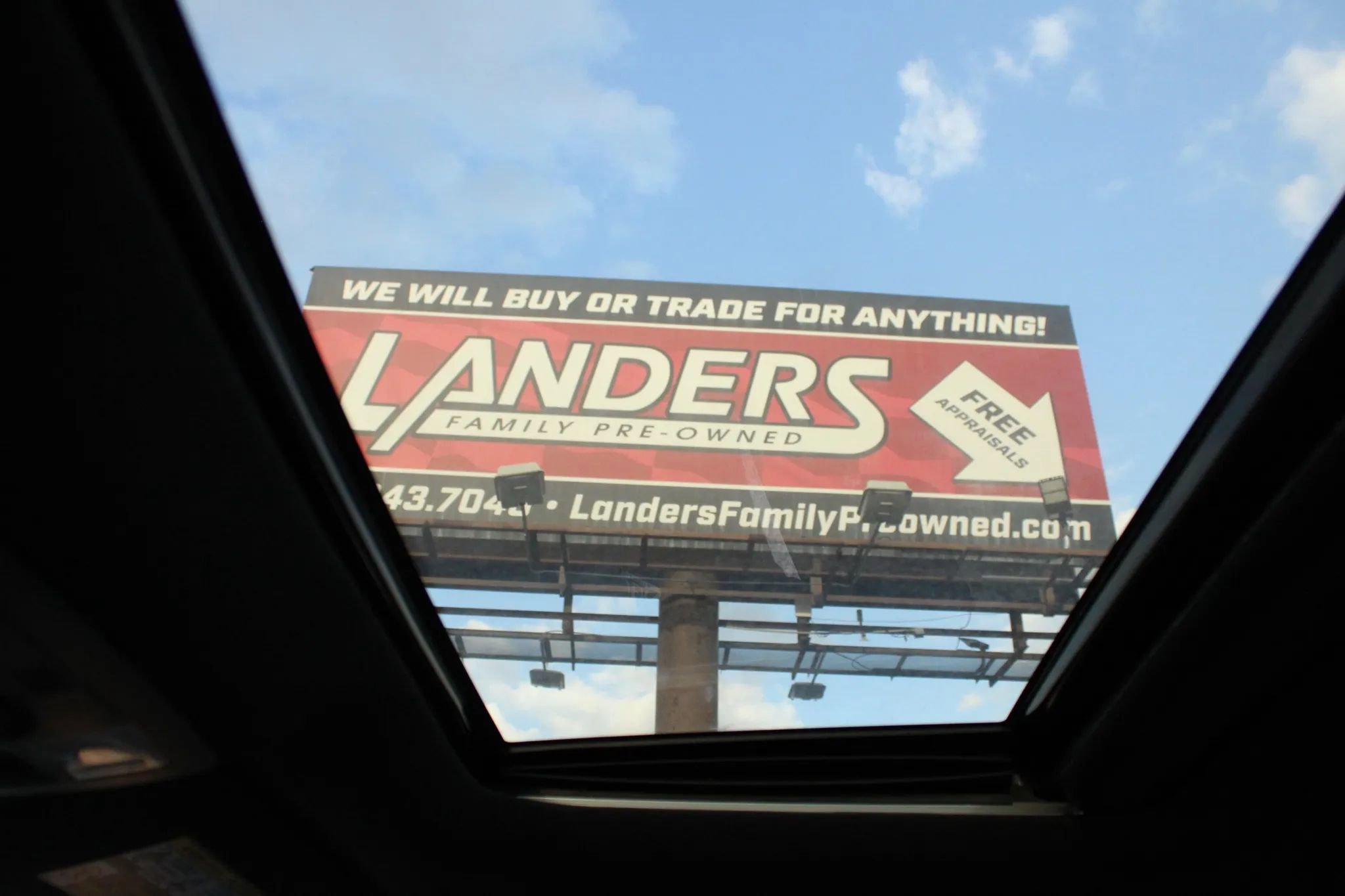 Used 2018 Toyota Tacoma Limited image 16