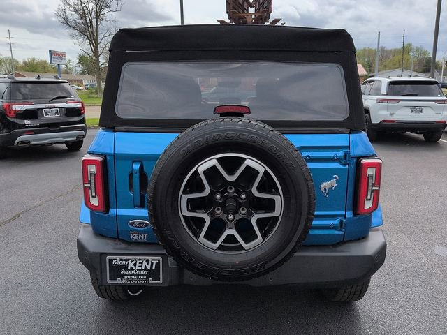 Used 2023 Ford Bronco Outer Banks image 6