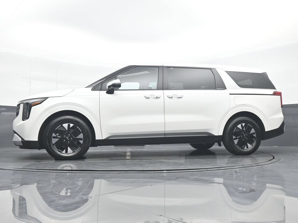 Used 2026 Kia Carnival LXS FWD image 29