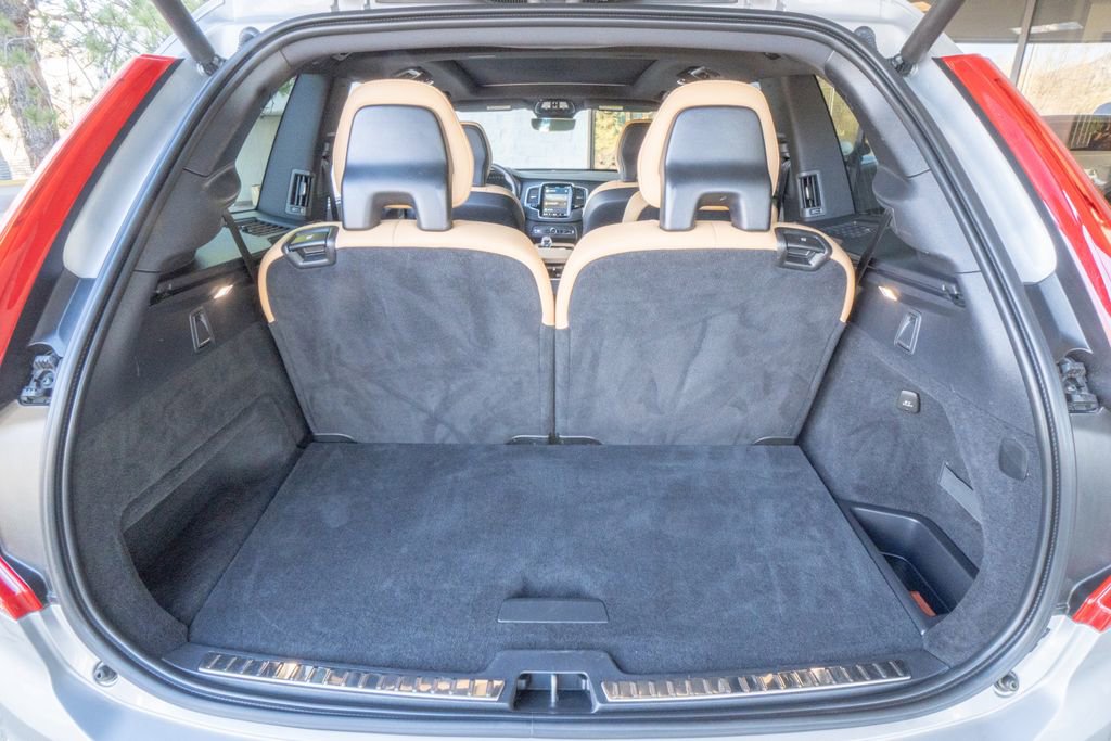 Used 2023 Volvo XC90 B6 Ultimate image 21