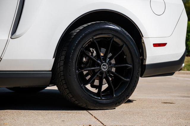 Used 2010 Ford Mustang GT Premium image 41