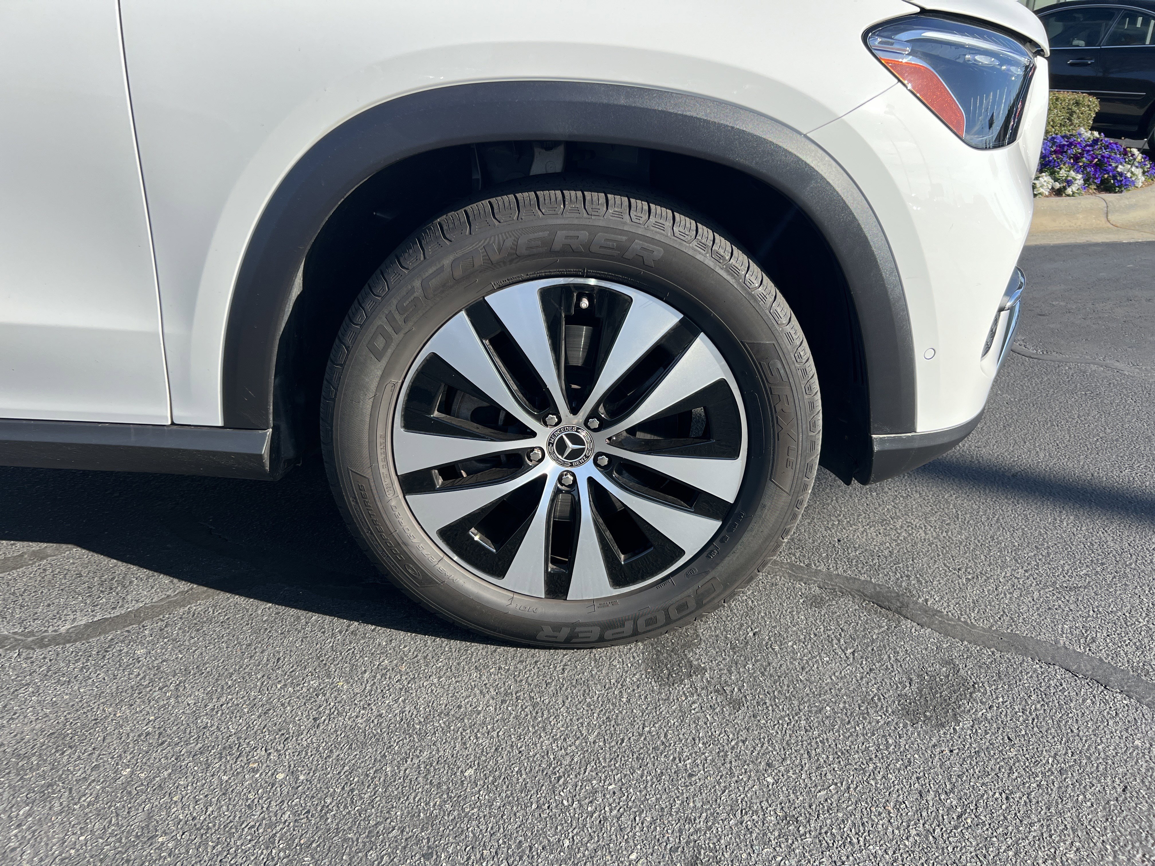 Used 2025 Mercedes-Benz GLE 350 4MATIC image 13