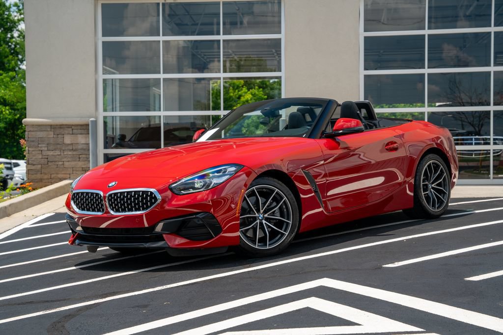 Used 2021 BMW Z4 sDrive30i w/ Convenience Package RWD image 2