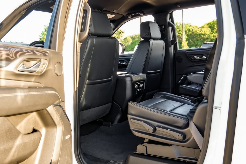 Used 2024 GMC Yukon XL Denali AWD/4WD image 47