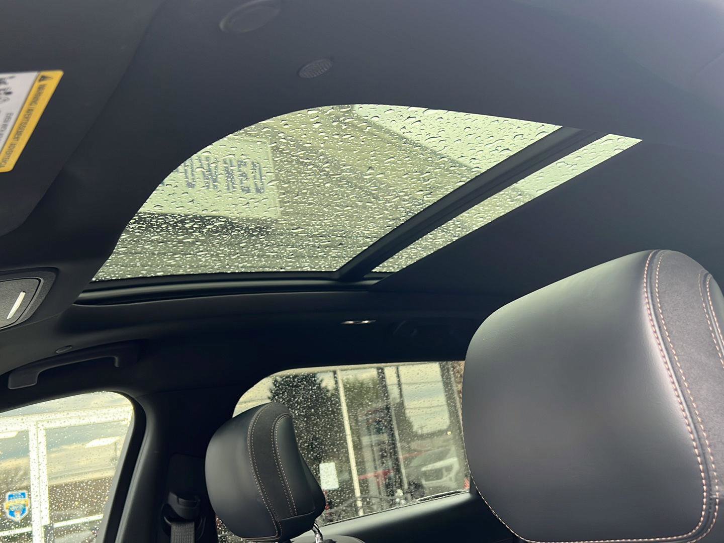 Used 2024 Lincoln Nautilus Reserve w/ Equipment Group 202A image 9