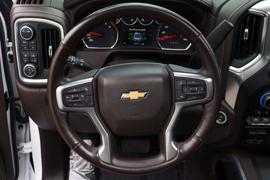 Used 2022 Chevrolet Silverado 1500 LTZ w/ LTZ Premium Package AWD/4WD image 22