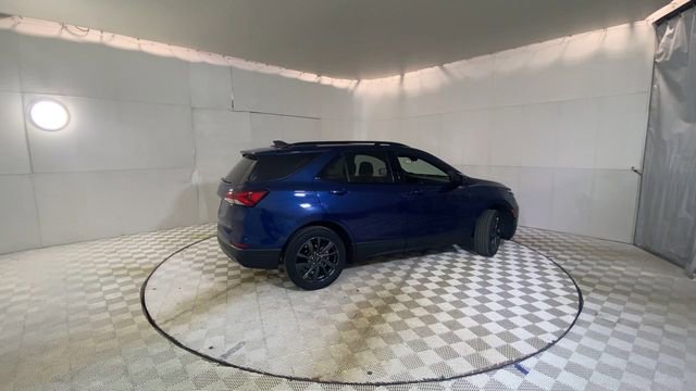 Used 2022 Chevrolet Equinox RS image 3