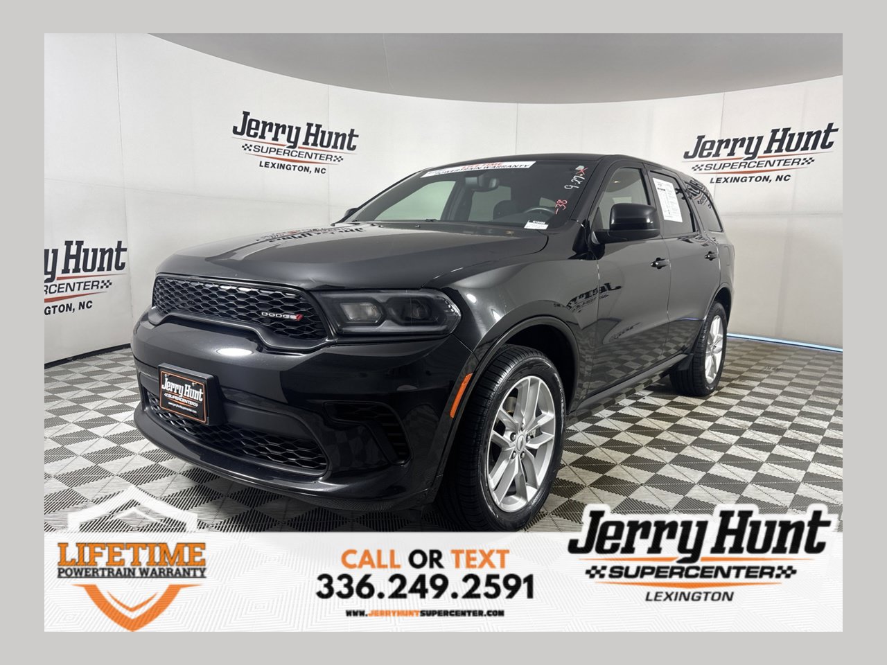 Used 2025 Dodge Durango GT AWD/4WD image 1