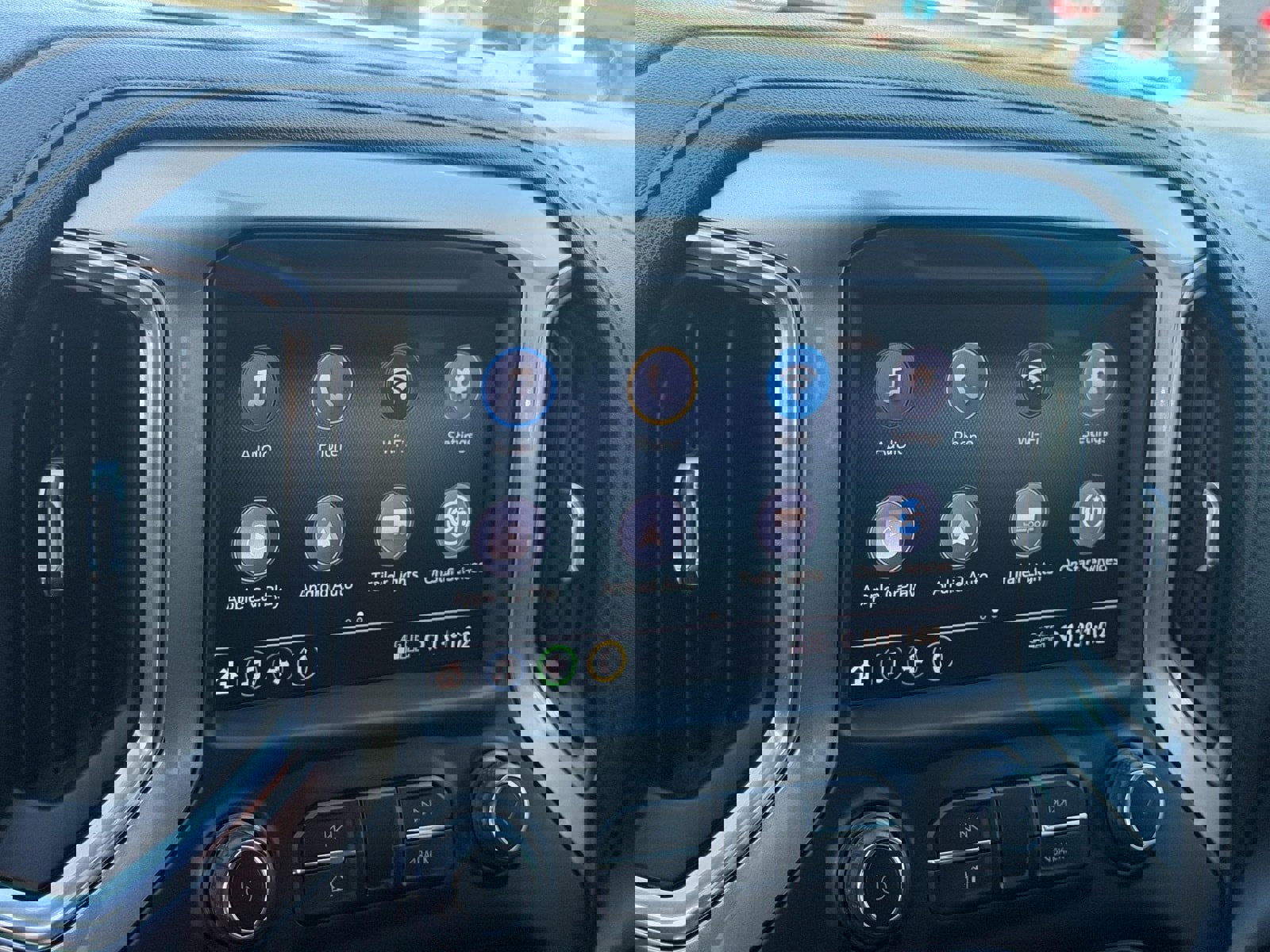 Used 2020 Chevrolet Silverado 1500 LT Trail Boss w/ Convenience Package image 28