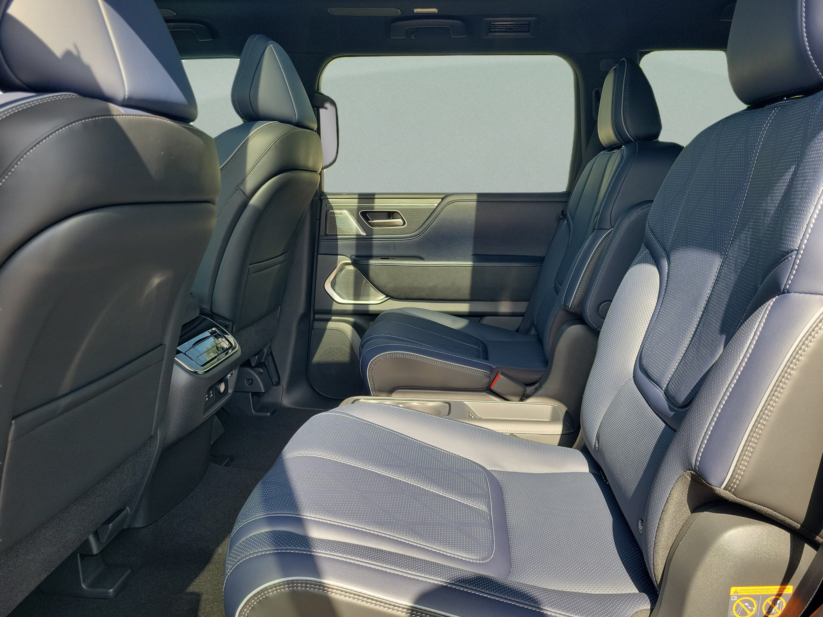 Certified 2026 INFINITI QX80 4WD w/ Sport Exterior Package image 40