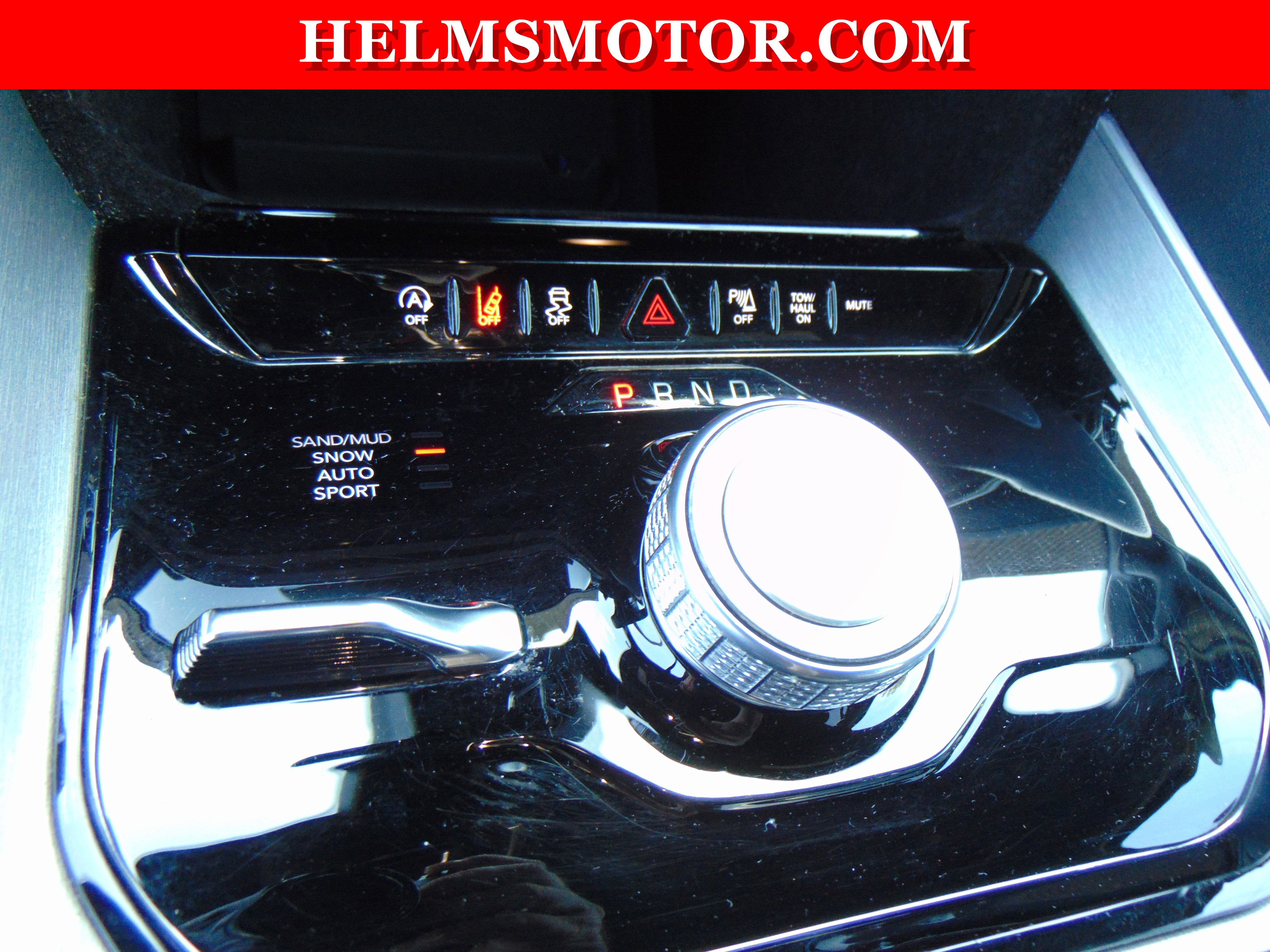 Certified 2025 Jeep Wagoneer 4WD image 27