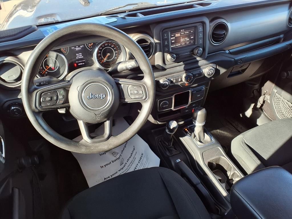 Used 2021 Jeep Gladiator Sport image 13
