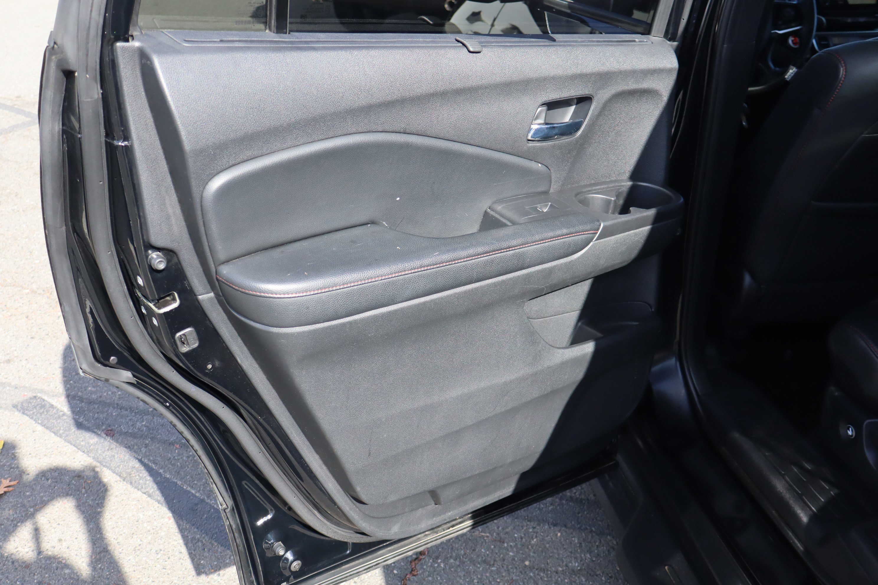 Used 2020 Honda Pilot Black Edition image 35