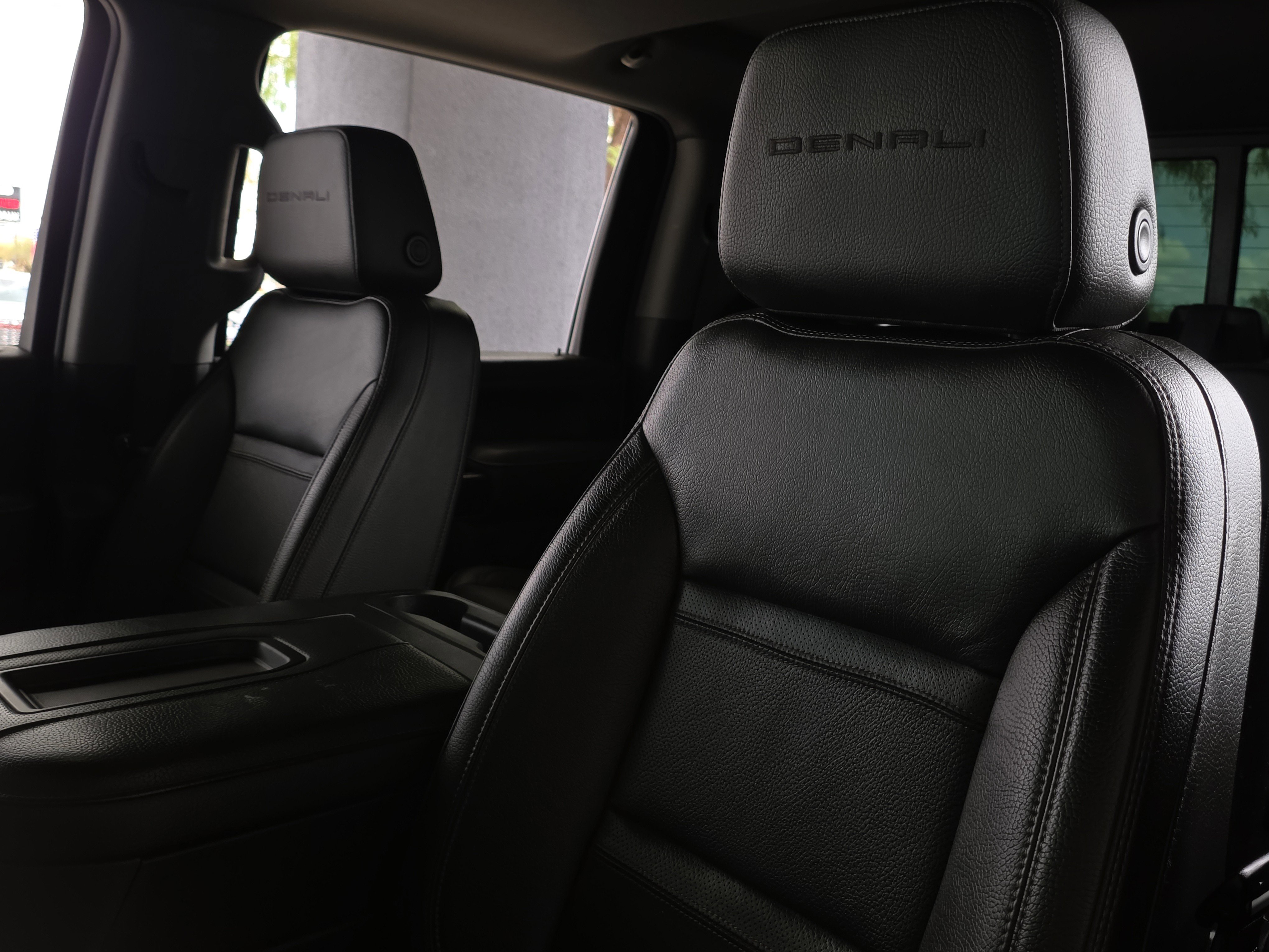 Used 2022 GMC Sierra 2500 Denali image 10