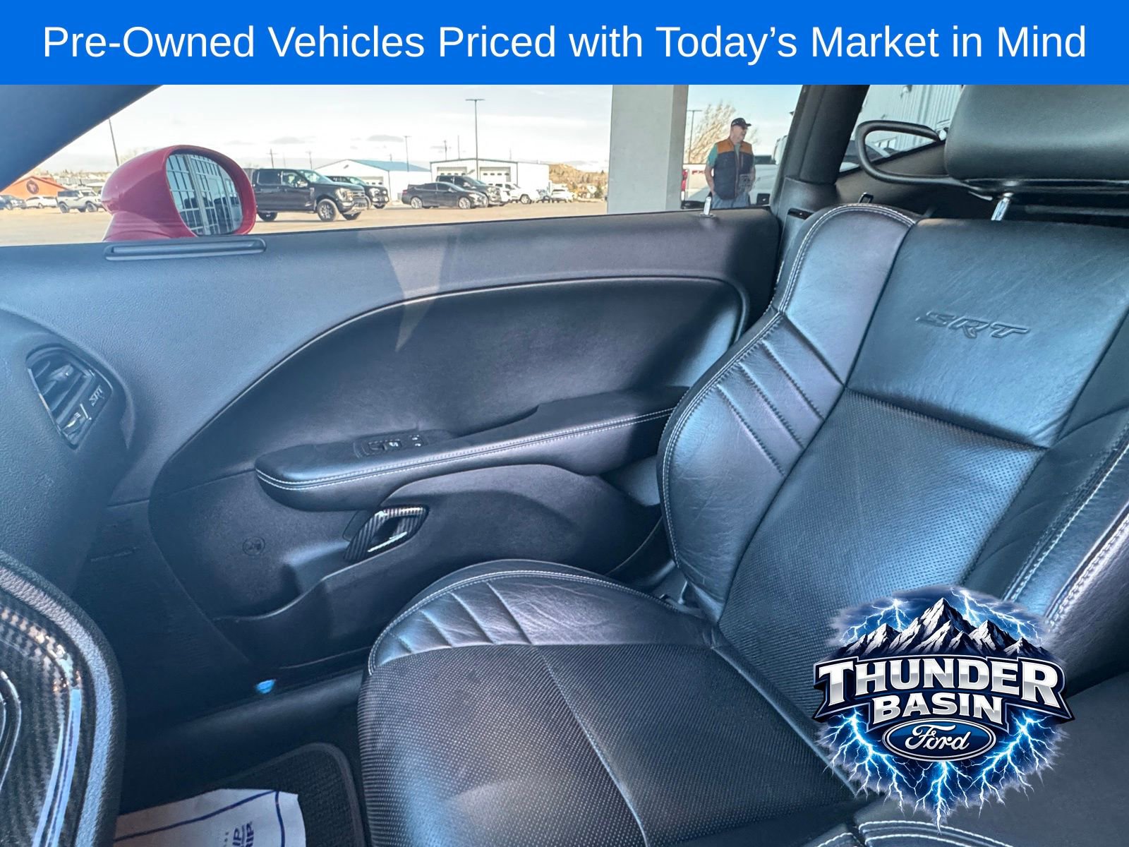 Used 2016 Dodge Challenger SRT w/ Technology Group image 27