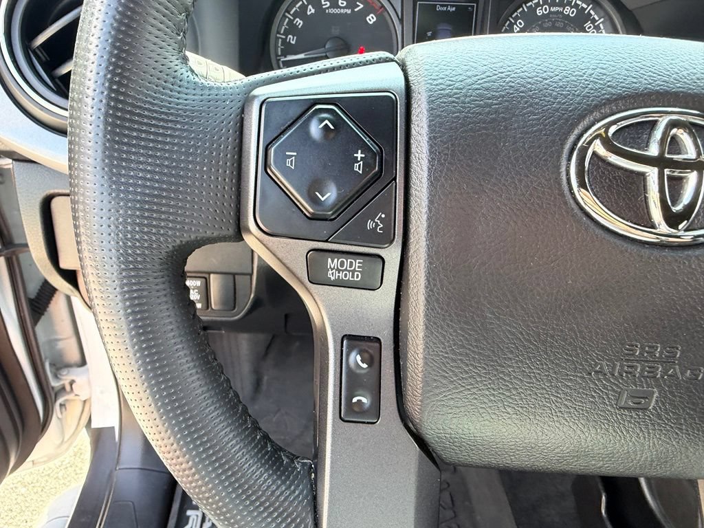 Used 2022 Toyota Tacoma TRD Pro AWD/4WD image 24