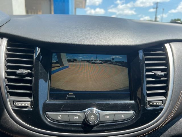 Used 2019 Chevrolet Trax LT w/ LT Convenience Package FWD image 27