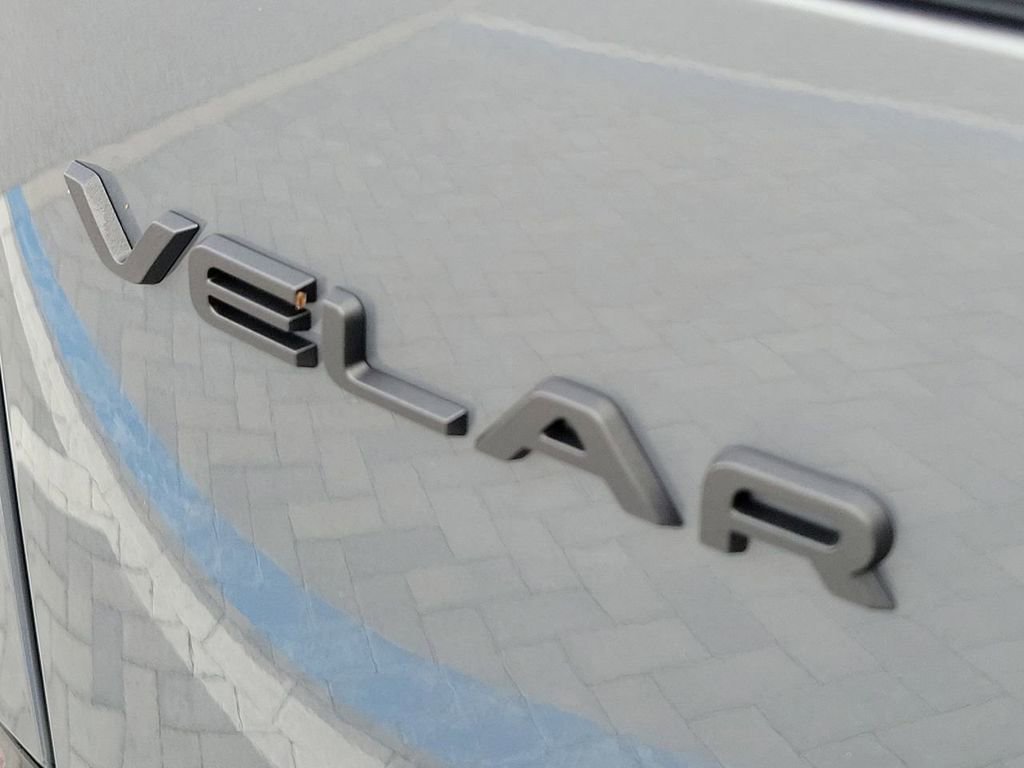 New 2026 Land Rover Range Rover Velar Dynamic SE AWD/4WD image 10