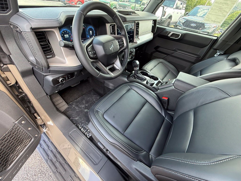 New 2026 Ford Bronco Outer Banks AWD/4WD image 17