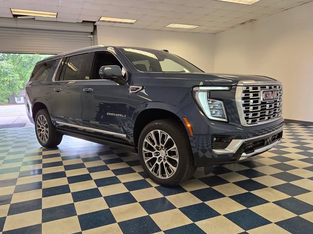 New 2026 GMC Yukon XL Denali w/ Denali Reserve Package