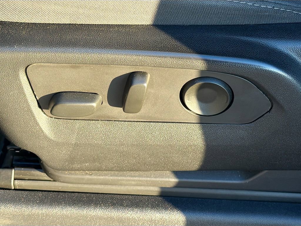 Used 2022 Chevrolet Silverado 1500 RST image 23