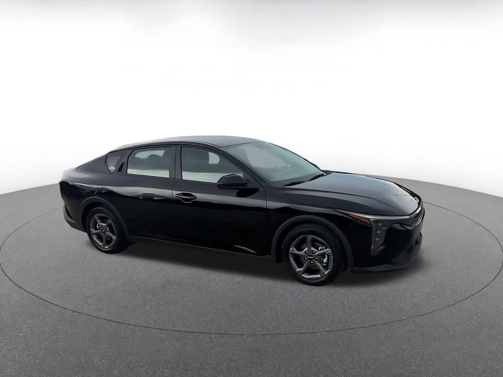 Used 2025 Kia K4 FWD video 2