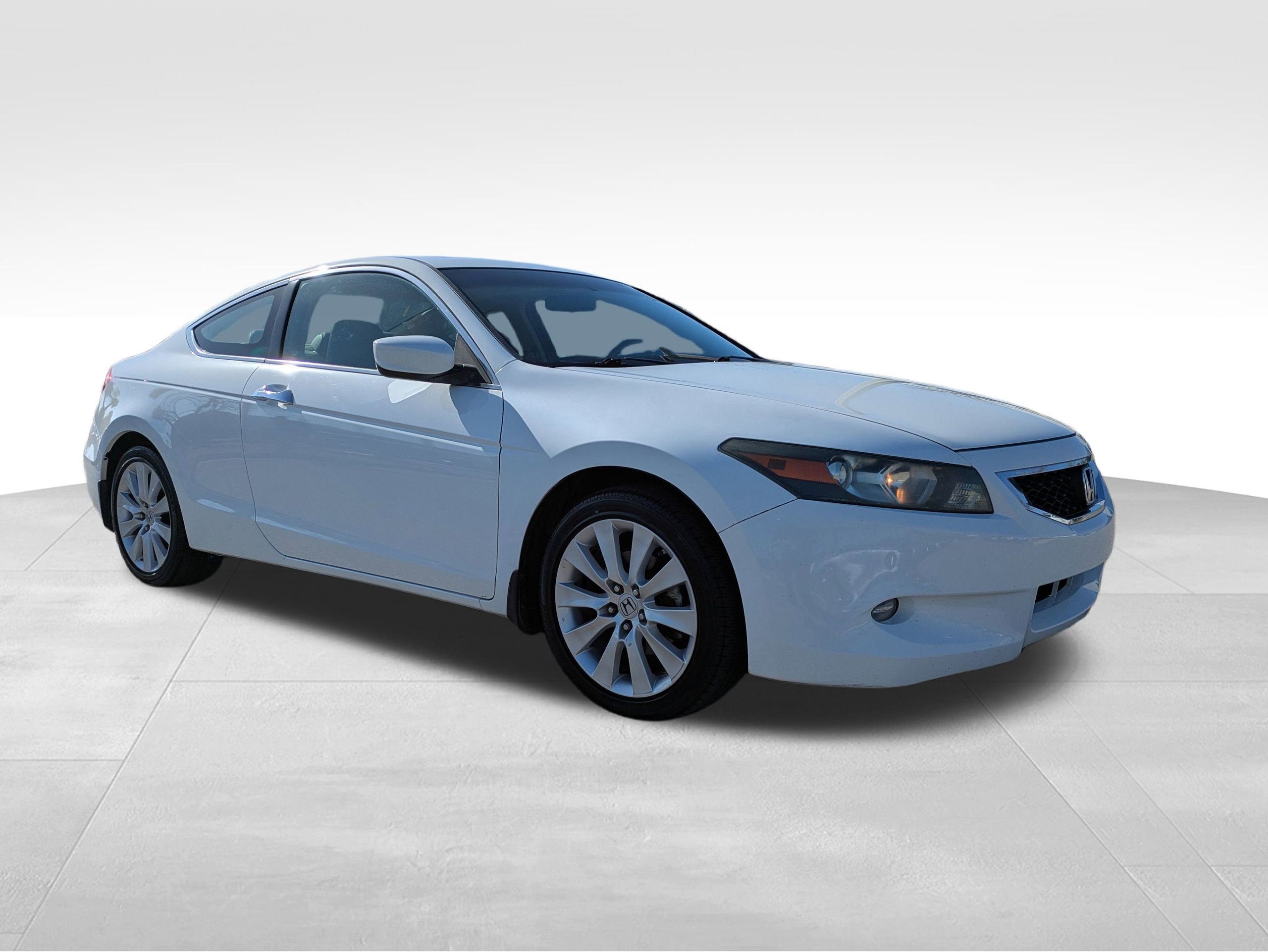 Used 2010 Honda Accord EX-L image 1