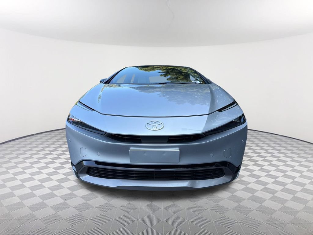 Used 2025 Toyota Prius Limited FWD image 2