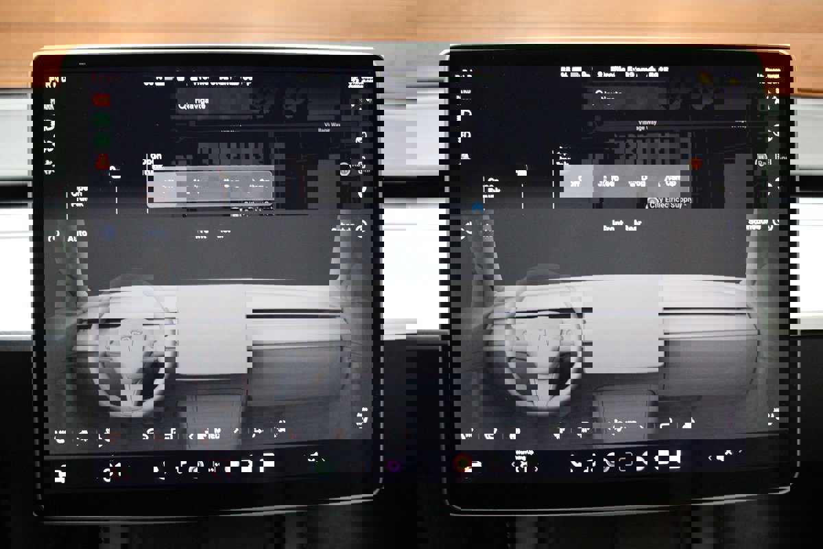 Used 2023 Tesla Model Y Long Range image 46