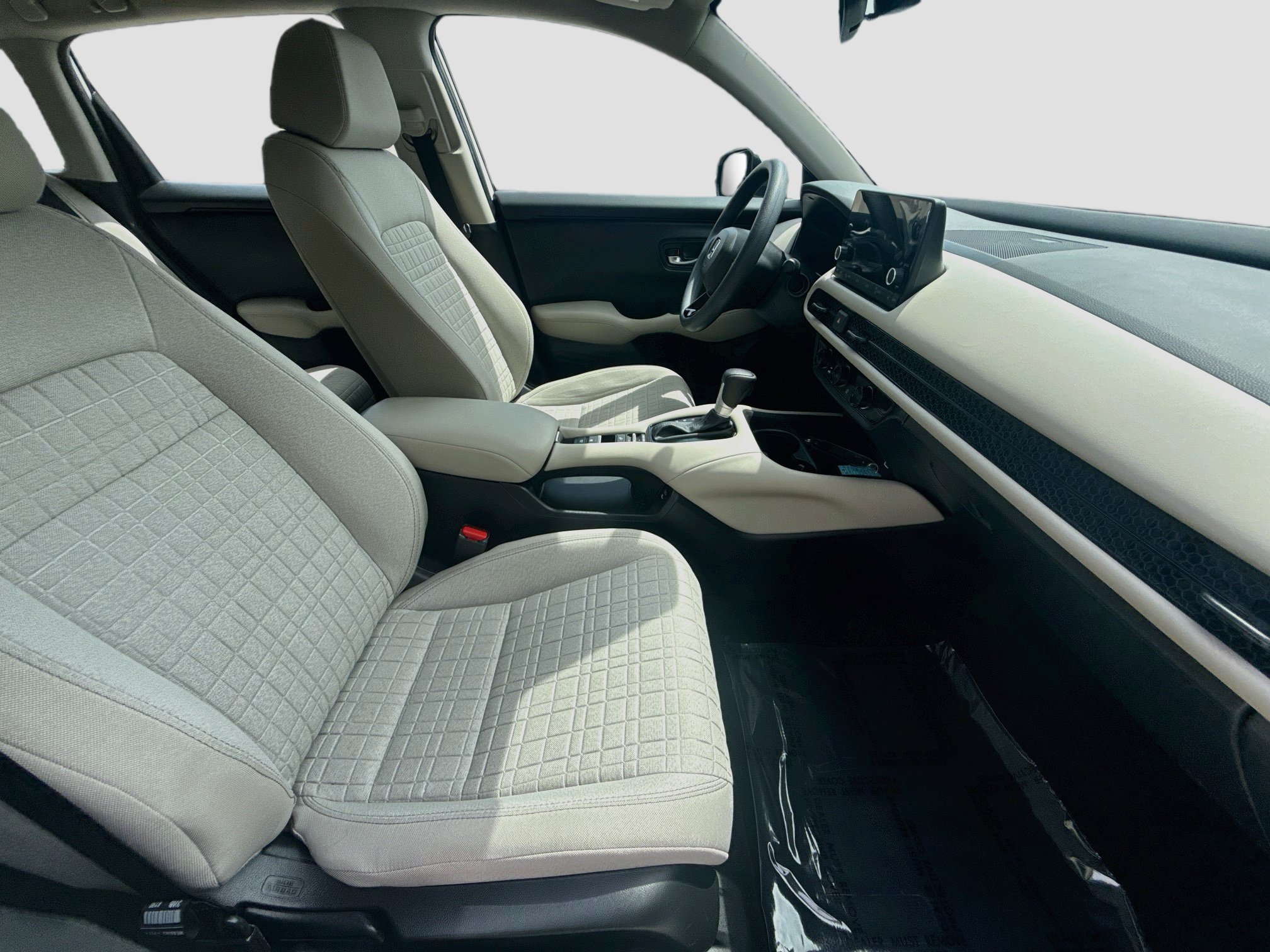 Certified 2025 Honda HR-V LX image 30