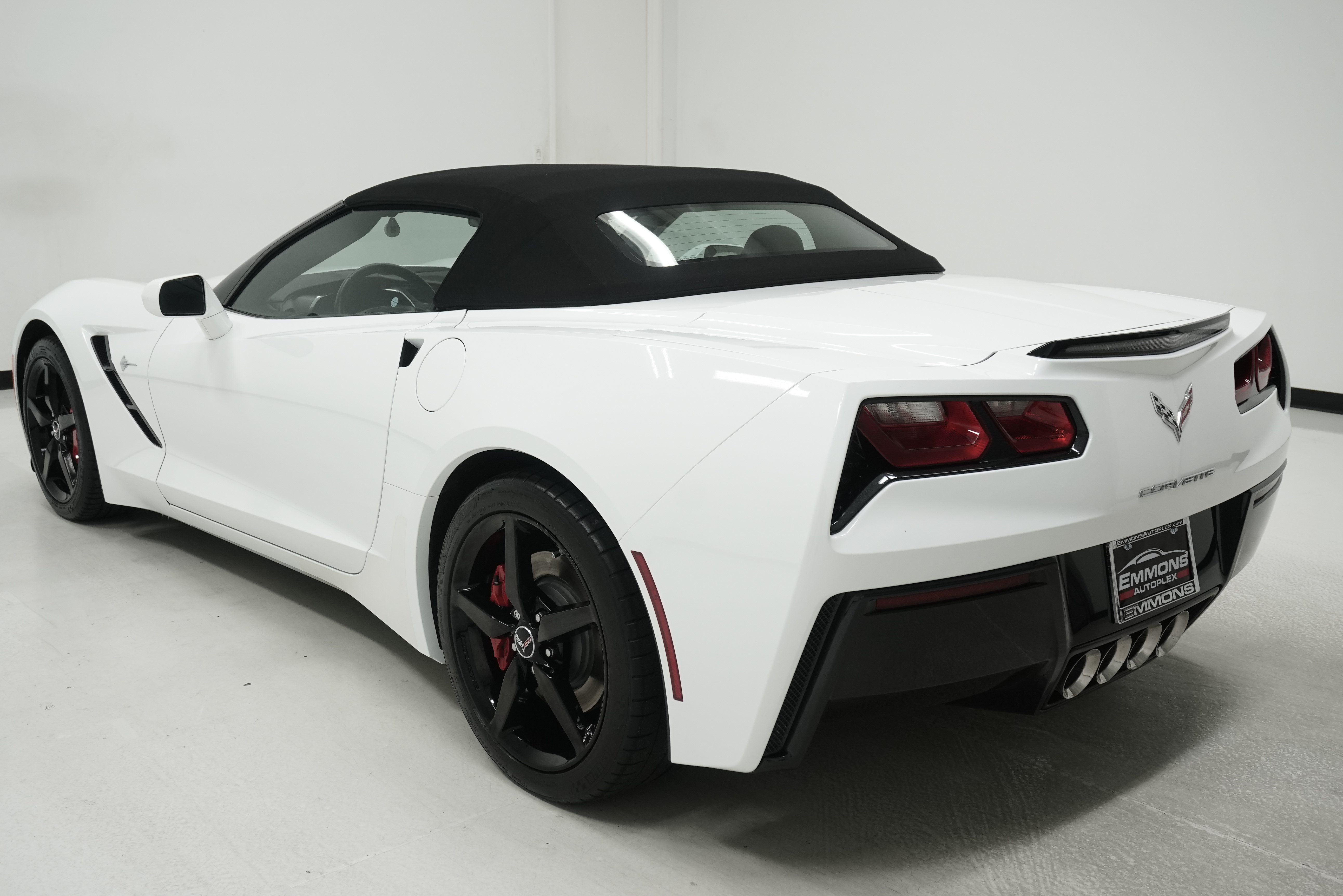 Used 2015 Chevrolet Corvette Stingray Convertible w/ 2LT Preferred Equipment Group RWD image 6