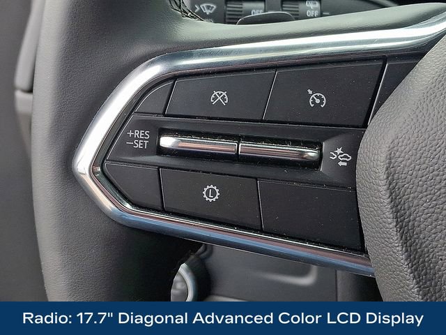 Used 2025 Chevrolet Suburban Premier AWD/4WD image 7
