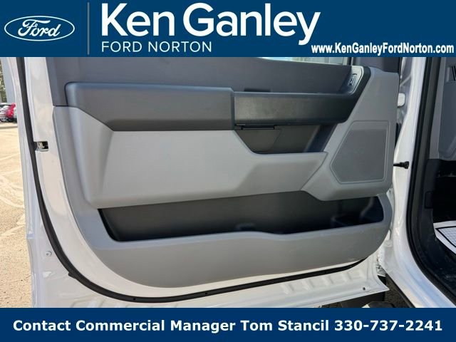 New 2025 Ford F550 4x4 Regular Cab Super Duty image 15