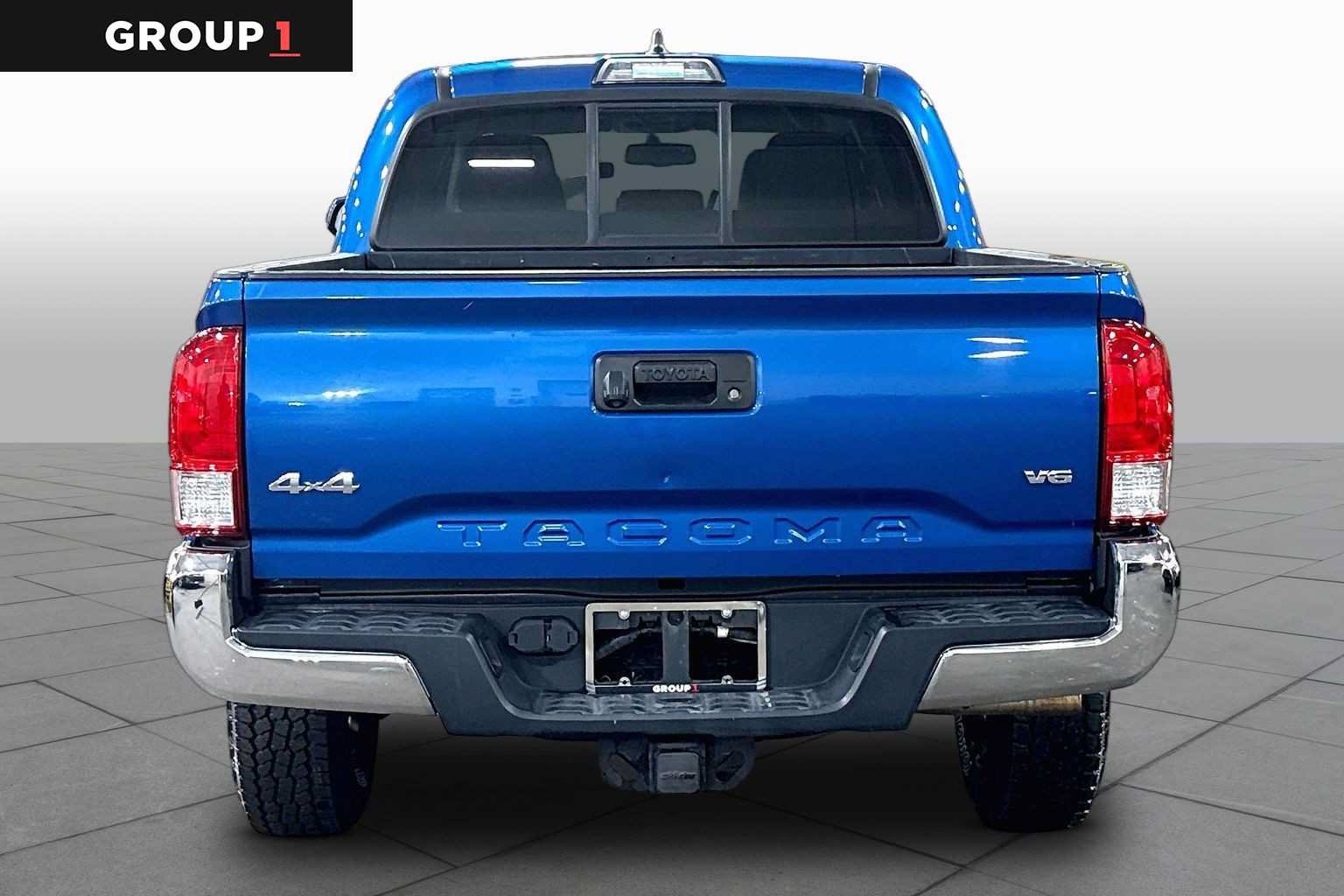 Certified 2017 Toyota Tacoma SR5 w/ Tow Package AWD/4WD image 5
