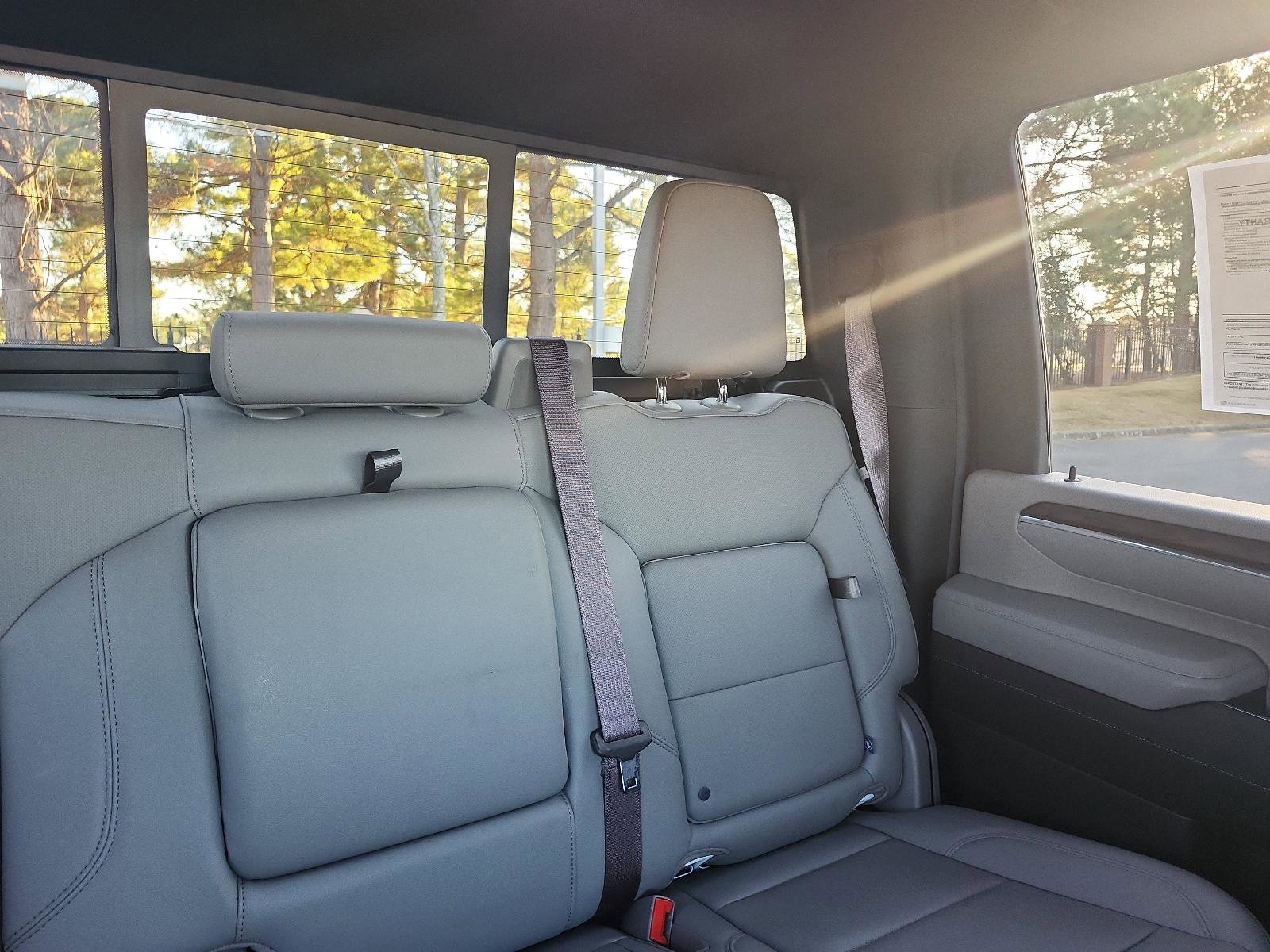 Used 2024 GMC Sierra 2500 SLT w/ SLT Premium Package image 12