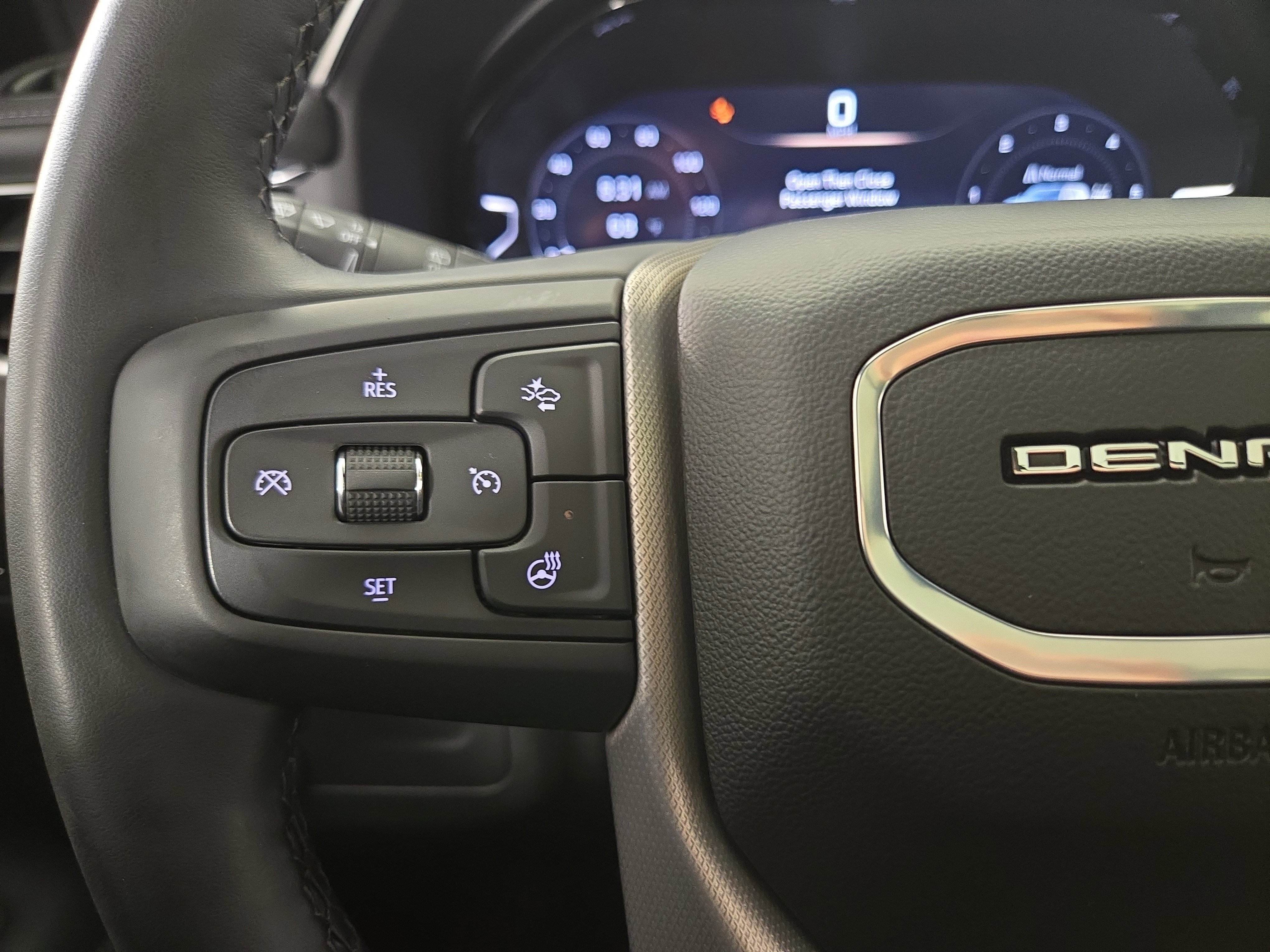 Used 2024 GMC Yukon Denali image 16