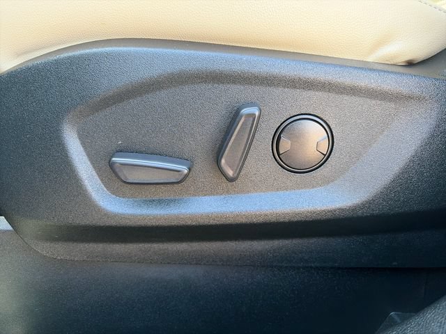 Used 2022 Ford Edge SEL AWD/4WD image 27