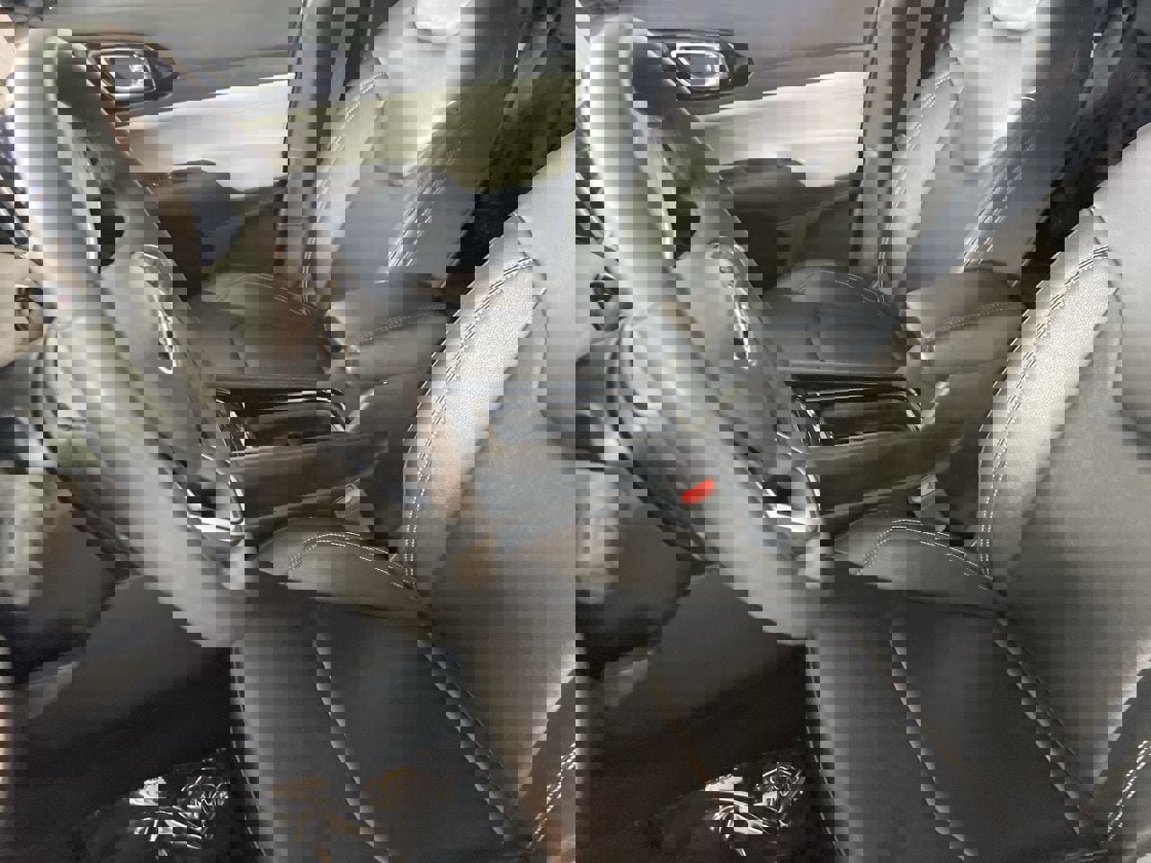 Used 2025 Jeep Compass Limited AWD/4WD image 19